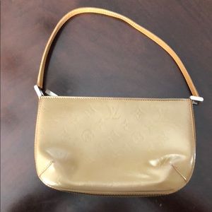 Louis Vuitton Shoulder Bag